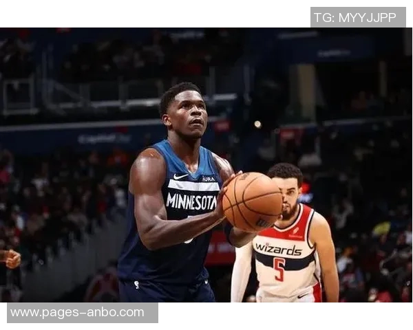 爱德华兹首战狂砍41分打破队史纪录超越唐斯36分的辉煌表现